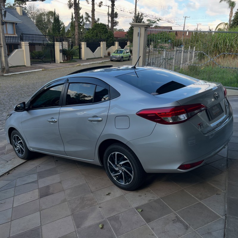 YARIS 1.5 XLS SEDAN 16V FLEX 4P AUTOMÁTICO - 2023 - NOVA PETRóPOLIS