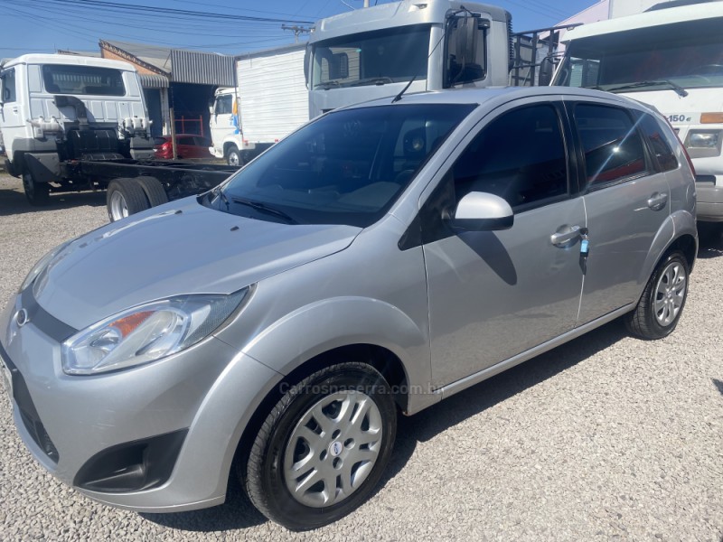 fiesta 1.0 mpi first hatch 8v flex 4p manual 2014 caxias do sul