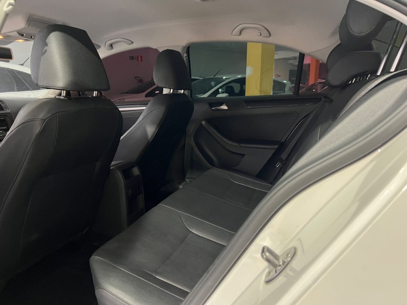 JETTA 2.0 COMFORTLINE FLEX 4P TIPTRONIC - 2012 - CAXIAS DO SUL