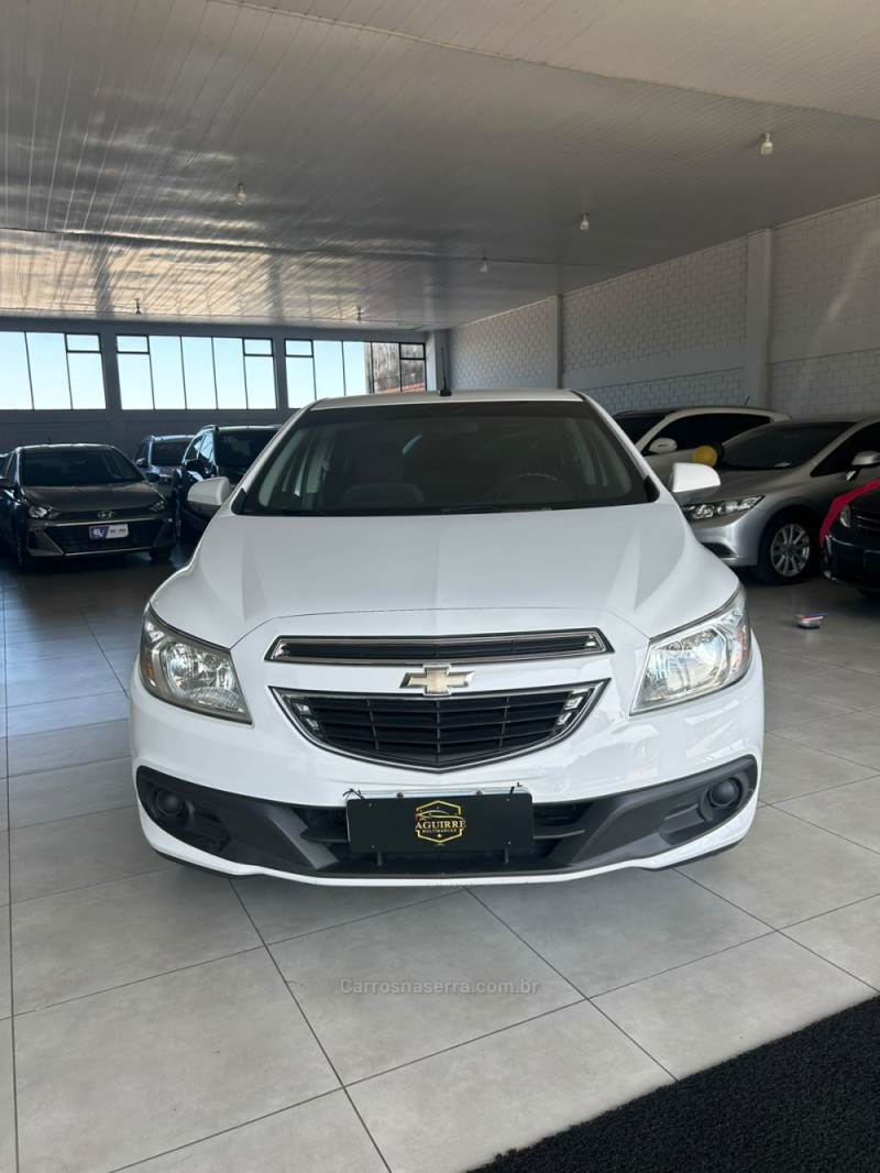 PRISMA 1.0 MPFI LT 8V FLEX 4P MANUAL - 2015 - PASSO FUNDO