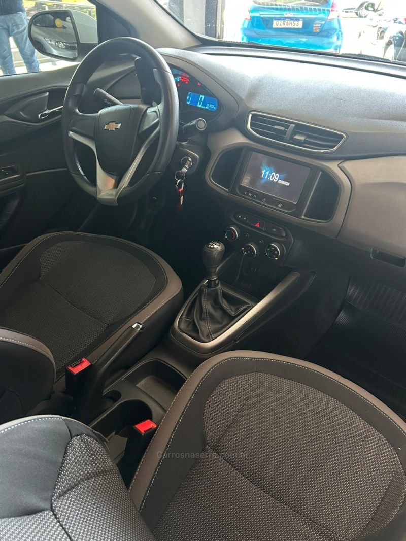PRISMA 1.0 MPFI LT 8V FLEX 4P MANUAL - 2015 - PASSO FUNDO