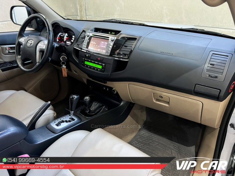 HILUX SW4 3.0 SRV 4X4 16V TURBO INTERCOOLER DIESEL 4P AUTOMÁTICO - 2015 - FARROUPILHA