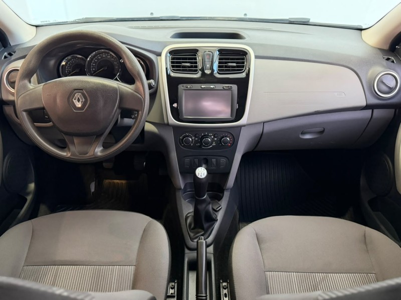 LOGAN 1.6 EXPRESSION 8V FLEX 4P MANUAL - 2014 - CAXIAS DO SUL