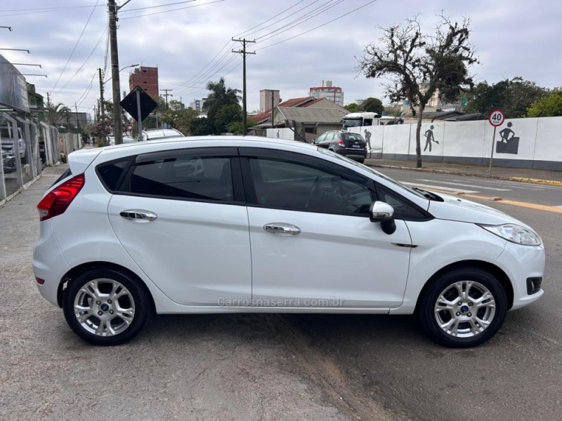 FIESTA 1.6 SE HATCH 16V FLEX 4P AUTOMÁTICO - 2014 - VENâNCIO AIRES