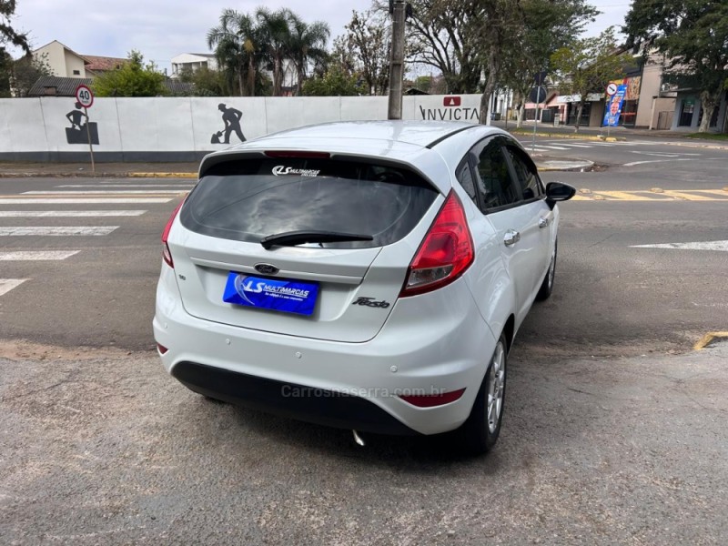 FIESTA 1.6 SE HATCH 16V FLEX 4P AUTOMÁTICO - 2014 - VENâNCIO AIRES