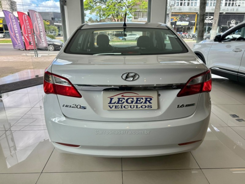 HB20S 1.6 COMFORT PLUS 16V FLEX 4P MANUAL - 2014 - SãO LEOPOLDO