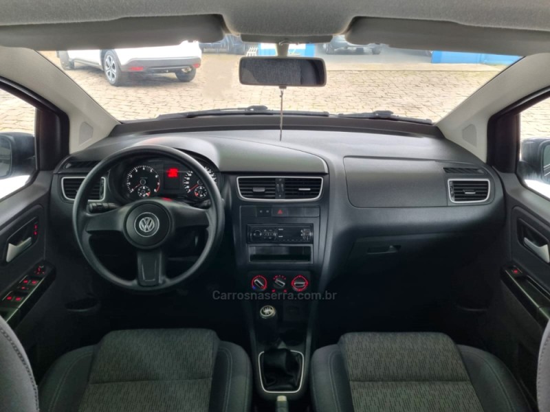 FOX 1.6 MI 8V FLEX 4P MANUAL - 2013 - VACARIA
