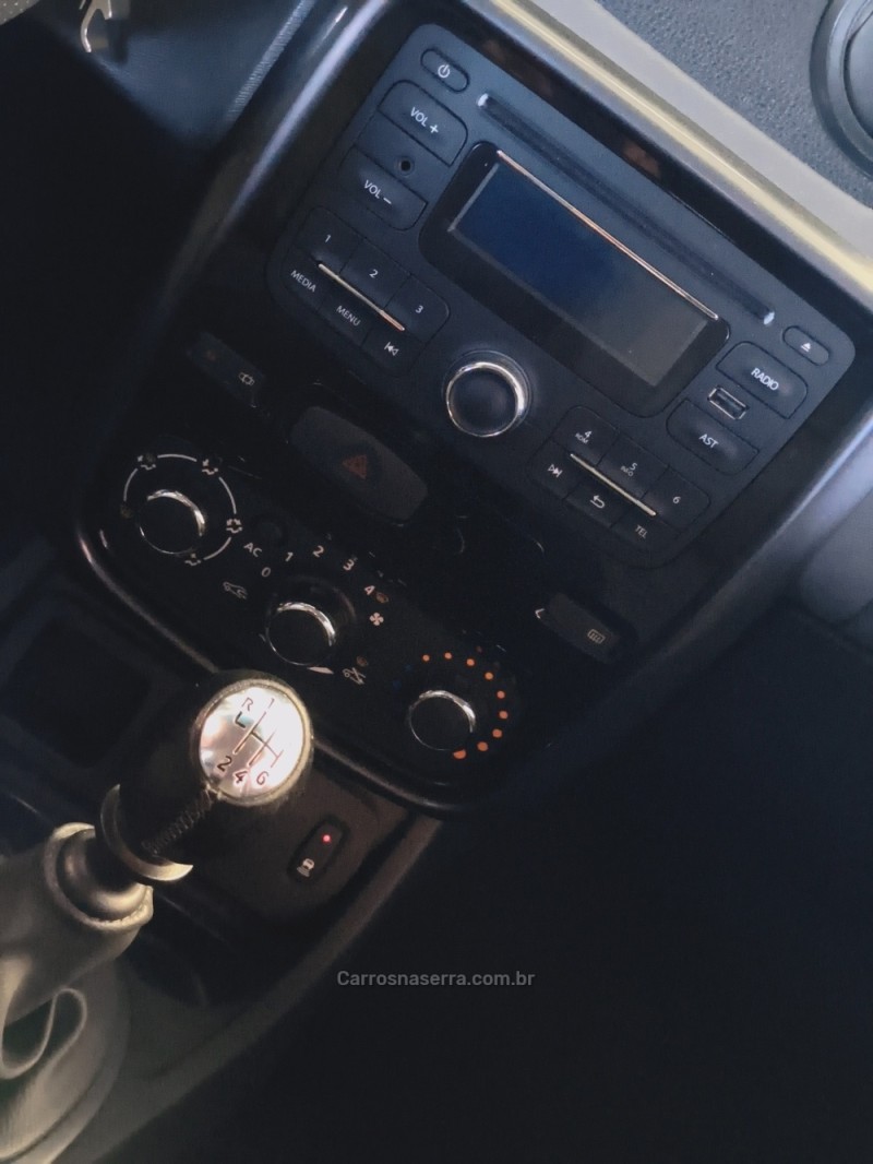 DUSTER 2.0 DYNAMIQUE 4X2 16V FLEX 4P MANUAL - 2014 - CAXIAS DO SUL