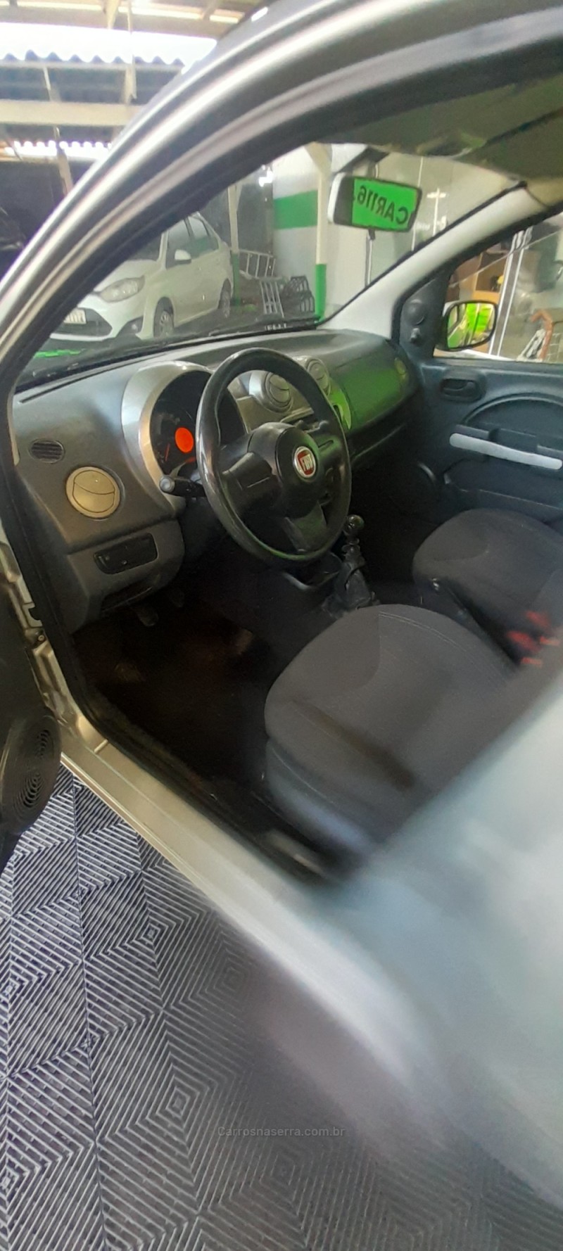 UNO 1.0 EVO WAY 8V FLEX 4P MANUAL - 2011 - CAXIAS DO SUL