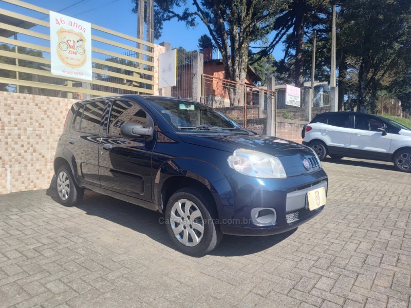 UNO 1.0 VIVACE 8V FLEX 4P MANUAL - 2014 - CANELA