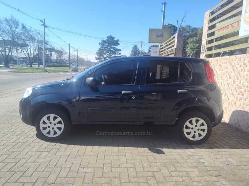 UNO 1.0 VIVACE 8V FLEX 4P MANUAL - 2014 - CANELA
