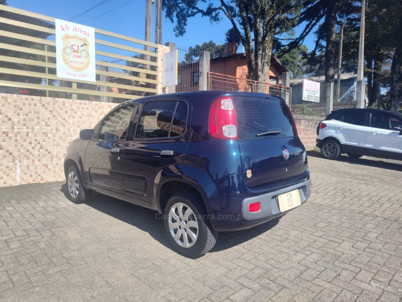 UNO 1.0 VIVACE 8V FLEX 4P MANUAL - 2014 - CANELA