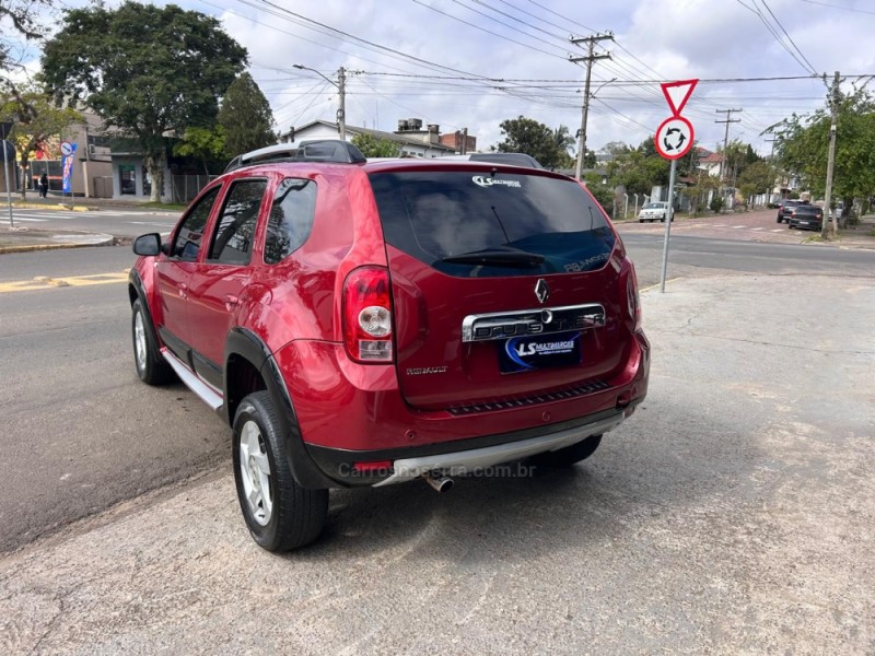 DUSTER 1.6 DYNAMIQUE 4X2 16V FLEX 4P MANUAL - 2013 - VENâNCIO AIRES