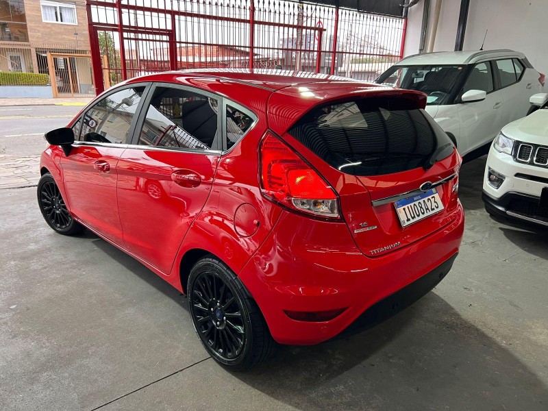 FIESTA 1.6 TITANIUM HATCH 16V FLEX 4P AUTOMÁTICO - 2014 - CAXIAS DO SUL