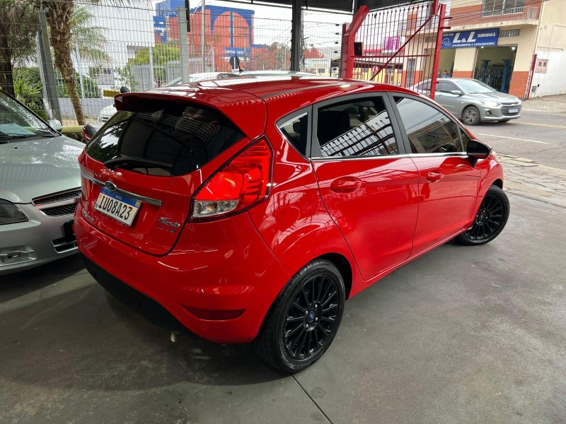 FIESTA 1.6 TITANIUM HATCH 16V FLEX 4P AUTOMÁTICO - 2014 - CAXIAS DO SUL