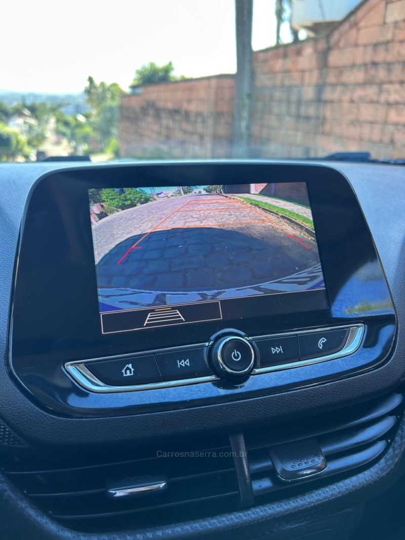 ONIX 1.0 LT 12V FLEX 4P MANUAL - 2020 - VENâNCIO AIRES