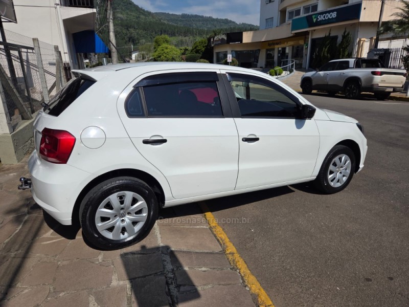 GOL 1.0 12V MPI TOTALFLEX CITY 4P MANUAL - 2022 - PICADA CAFé