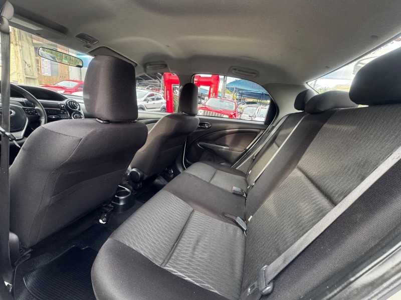 ETIOS 1.5 XS 16V FLEX 4P MANUAL - 2017 - DOIS IRMãOS