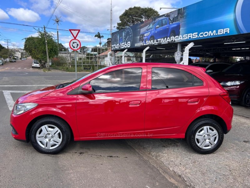 ONIX 1.0 LT 8V FLEX 4P MANUAL - 2013 - VENâNCIO AIRES