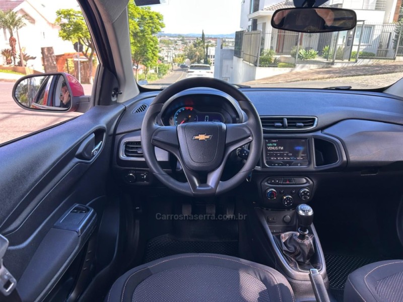 ONIX 1.0 LT 8V FLEX 4P MANUAL - 2013 - VENâNCIO AIRES