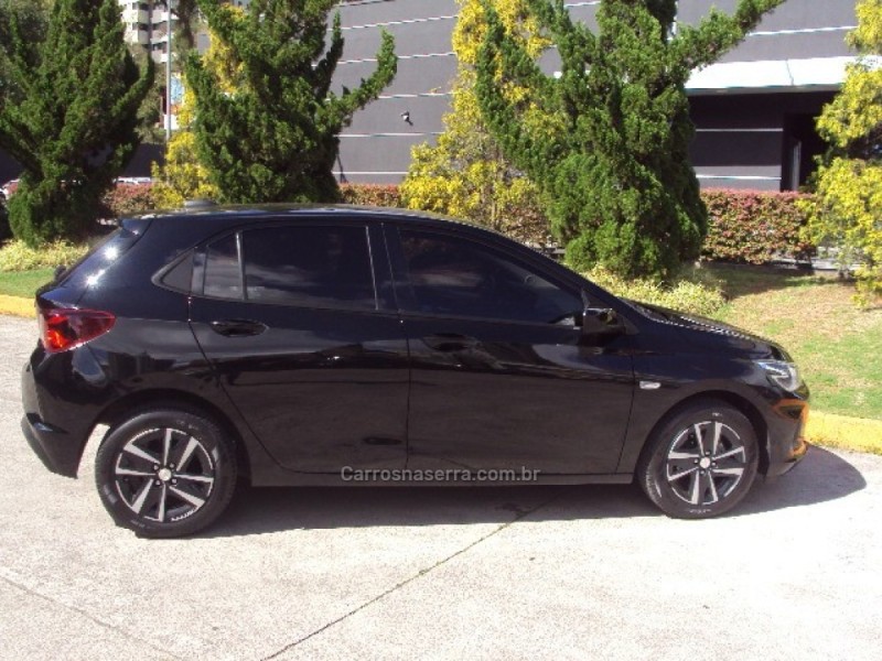 ONIX 1.0 LTZ 12V TURBO FLEX 4P MANUAL - 2023 - CAXIAS DO SUL