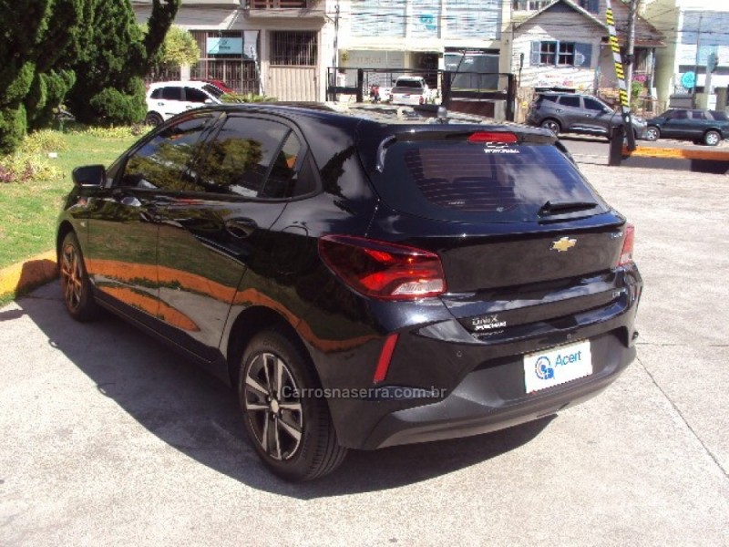 ONIX 1.0 LTZ 12V TURBO FLEX 4P MANUAL - 2023 - CAXIAS DO SUL