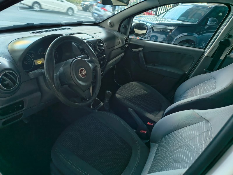 PALIO 1.0 MPI ATTRACTIVE 8V FLEX 4P MANUAL - 2015 - CAXIAS DO SUL