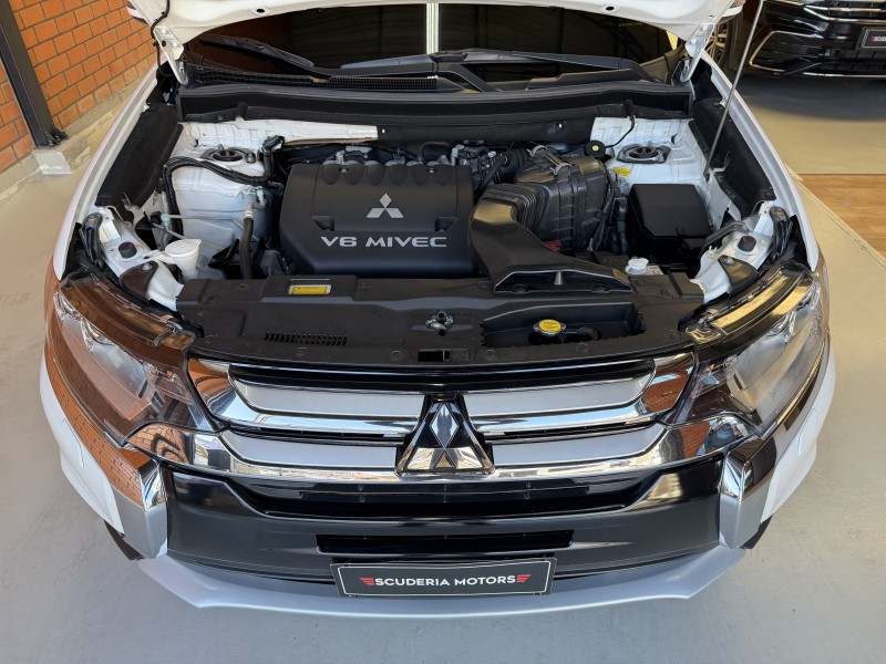 OUTLANDER 3.0 GT 4X4 V6 24V GASOLINA 4P AUTOMÁTICO - 2016 - BENTO GONçALVES
