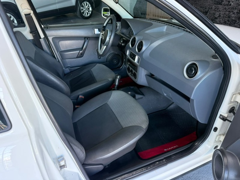 SAVEIRO 1.6 MI TITAN CS 8V FLEX 2P MANUAL G.IV - 2009 - CAXIAS DO SUL