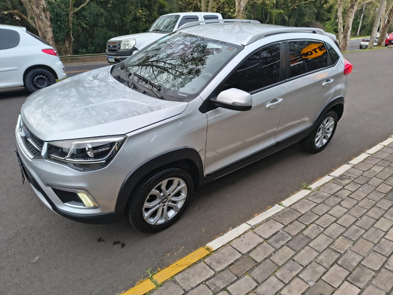 TIGGO 1.5 16V 2 LOOK GASOLINA 4P MANUAL - 2020 - DOIS IRMãOS