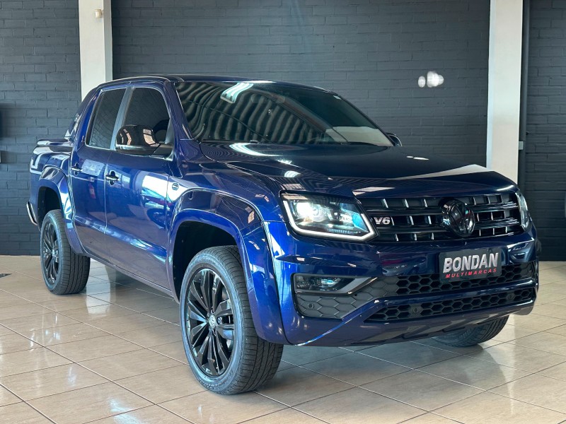 AMAROK 3.0 V6 TDI HIGHLINE CD DIESEL 4MOTION AUTOMÁTICO - 2023 - FARROUPILHA