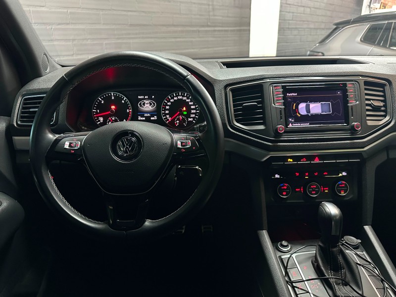 AMAROK 3.0 V6 TDI HIGHLINE CD DIESEL 4MOTION AUTOMÁTICO - 2023 - FARROUPILHA