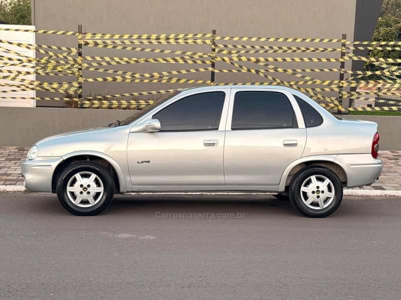 CLASSIC 1.0 MPFI LIFE 8V GASOLINA 4P MANUAL - 2005 - ESTâNCIA VELHA