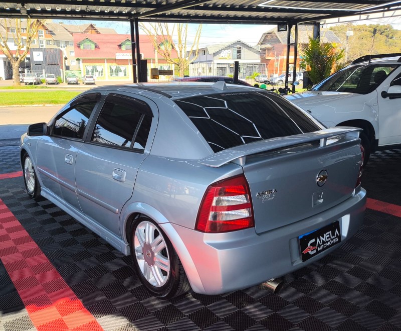 ASTRA 2.0 MPFI ADVANTAGE 8V FLEX 4P MANUAL - 2009 - CANELA