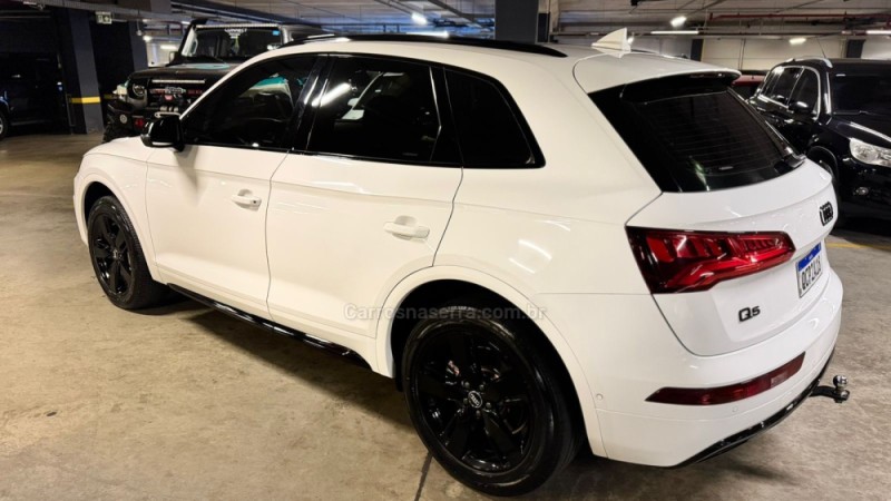 Q5 2.0 TFSI AMBITION S TRONIC 16V GASOLINA 4P AUTOMÁTICO - 2018 - FELIZ