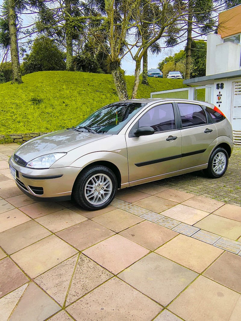FOCUS 1.6 GLX 8V FLEX 4P MANUAL - 2008 - FARROUPILHA
