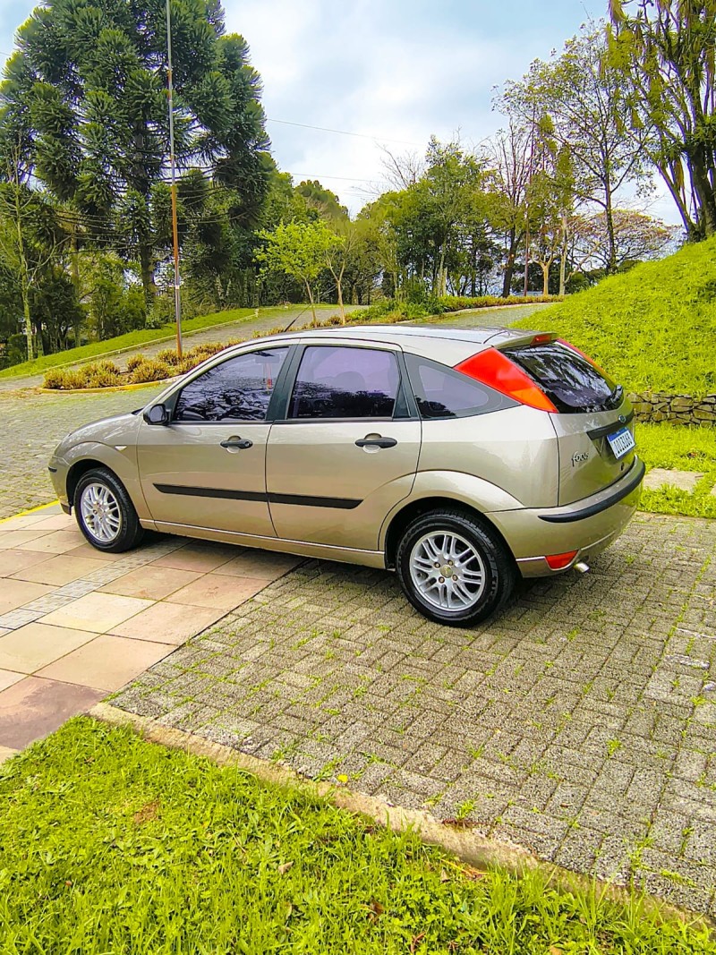 FOCUS 1.6 GLX 8V FLEX 4P MANUAL - 2008 - FARROUPILHA