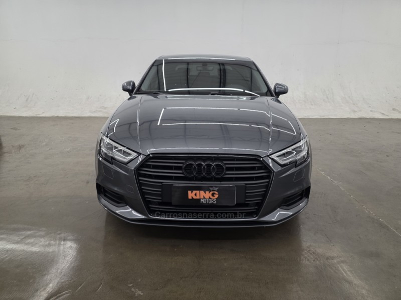 A3 1.4 TFSI SEDAN PRESTIGE PLUS 25 ANOS FLEX 4P AUTOMÁTICO - 2019 - CAXIAS DO SUL