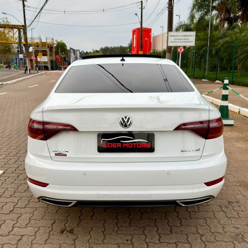 JETTA 1.4 R-LINE 250 16V TSI FLEX 4P AUTOMÁTICO - 2019 - ESTâNCIA VELHA
