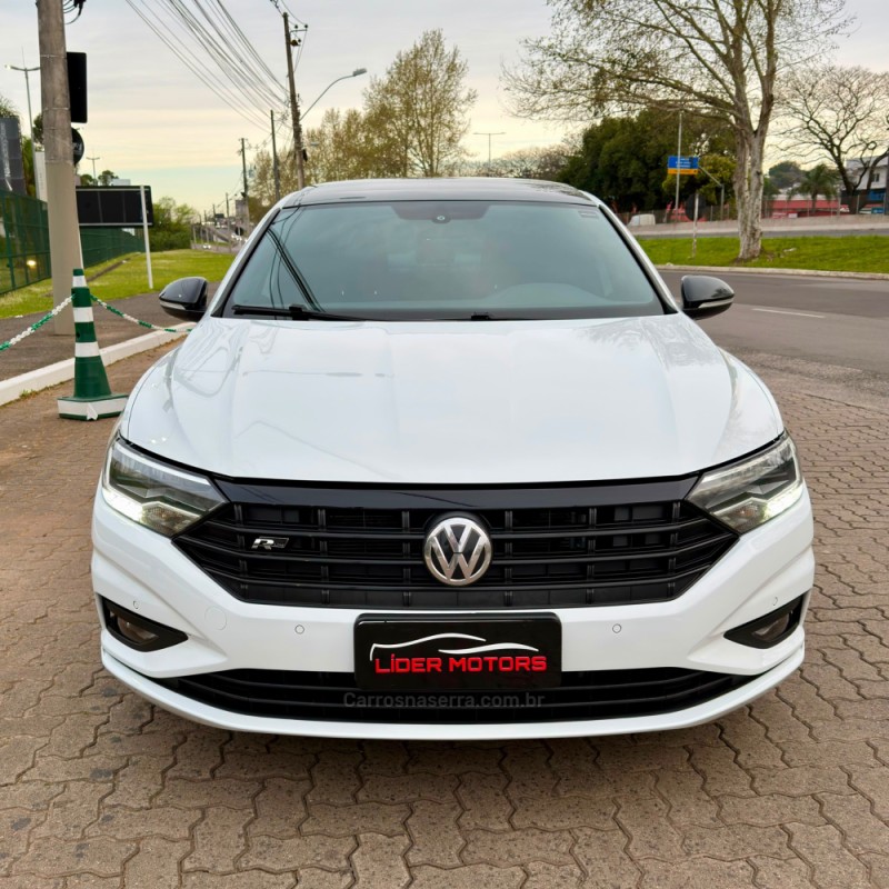 JETTA 1.4 R-LINE 250 16V TSI FLEX 4P AUTOMÁTICO - 2019 - ESTâNCIA VELHA