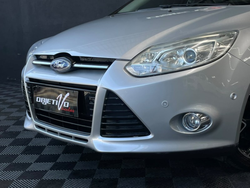 FOCUS 2.0 TITANIUM PLUS 16V FLEX 4P AUTOMÁTICO - 2015 - CAXIAS DO SUL