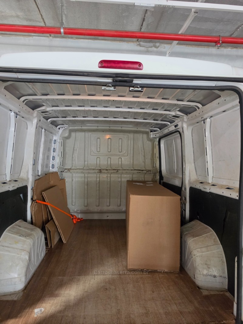 DUCATO 2.3 MINIBUS TETO BAIXO 16V TURBO DIESEL 3P MANUAL - 2019 - CAXIAS DO SUL