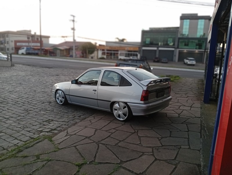 KADETT 2.0 MPFI GL 8V GASOLINA 2P MANUAL - 1998 - CAXIAS DO SUL