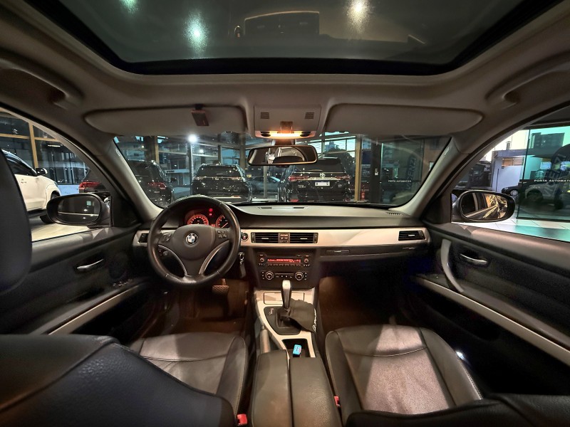 325I 2.5 SEDAN 24V GASOLINA 4P AUTOMÁTICO - 2011 - FARROUPILHA