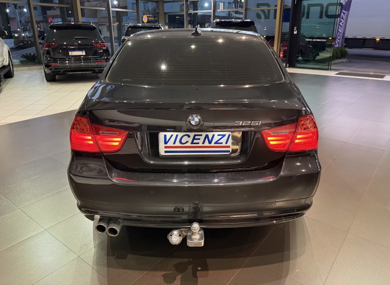 325I 2.5 SEDAN 24V GASOLINA 4P AUTOMÁTICO - 2011 - FARROUPILHA