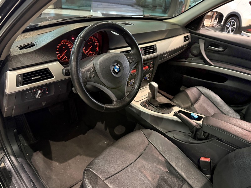 325I 2.5 SEDAN 24V GASOLINA 4P AUTOMÁTICO - 2011 - FARROUPILHA
