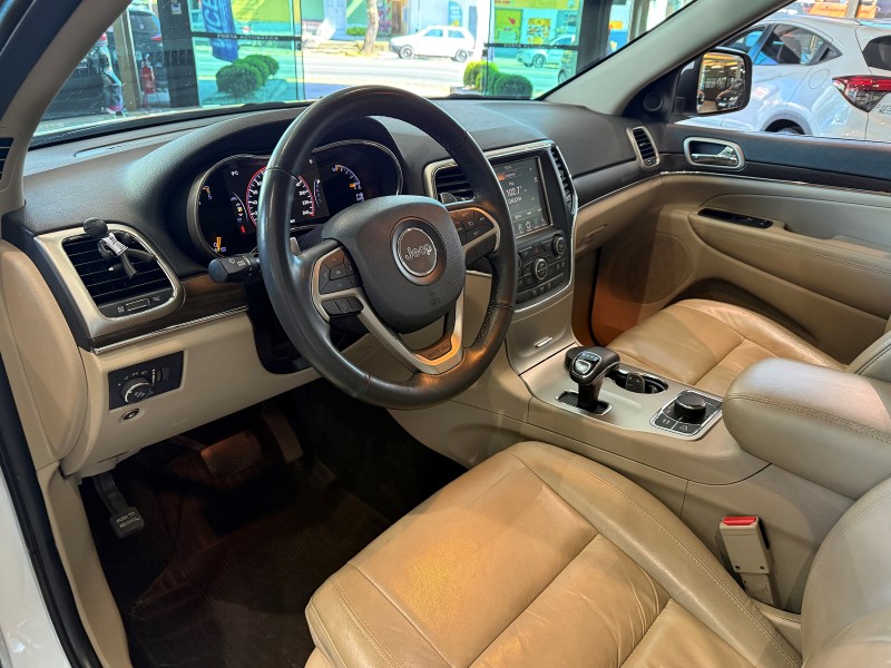 GRAND CHEROKEE 3.0 LIMITED 4X4 V6 24V TURBO DIESEL 4P AUTOMÁTICO - 2015 - FARROUPILHA