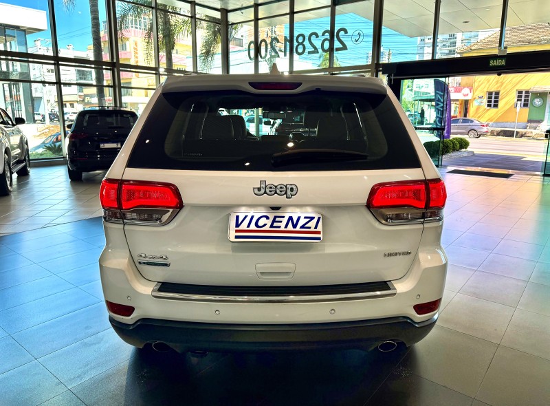 GRAND CHEROKEE 3.0 LIMITED 4X4 V6 24V TURBO DIESEL 4P AUTOMÁTICO - 2015 - FARROUPILHA