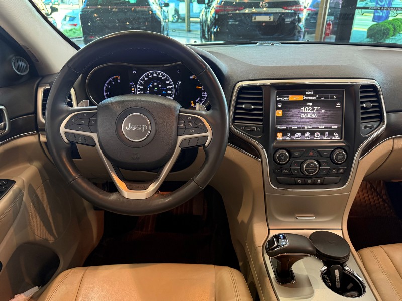 GRAND CHEROKEE 3.0 LIMITED 4X4 V6 24V TURBO DIESEL 4P AUTOMÁTICO - 2015 - FARROUPILHA