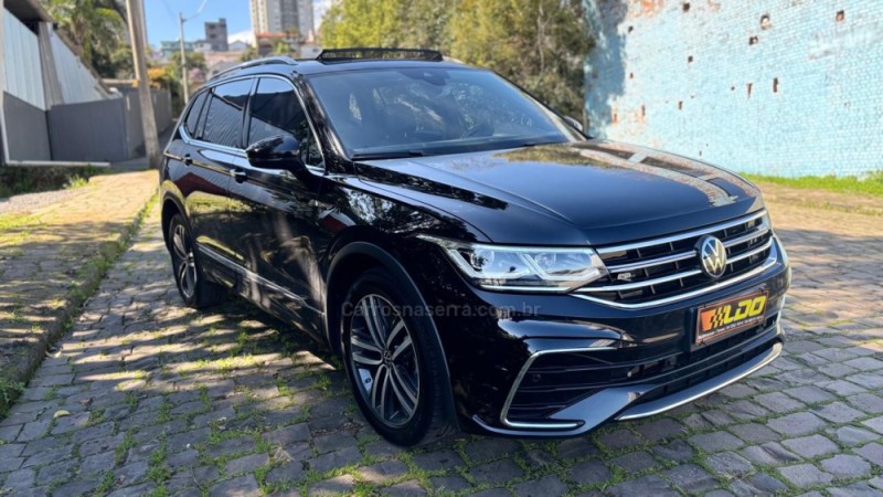 TIGUAN 2.0 ALLSPACE R-LINE 300 TSI GASOLINA 4P AUTOMÁTICO